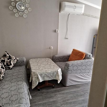 Larisa Apartment Tbilisi Buitenkant foto