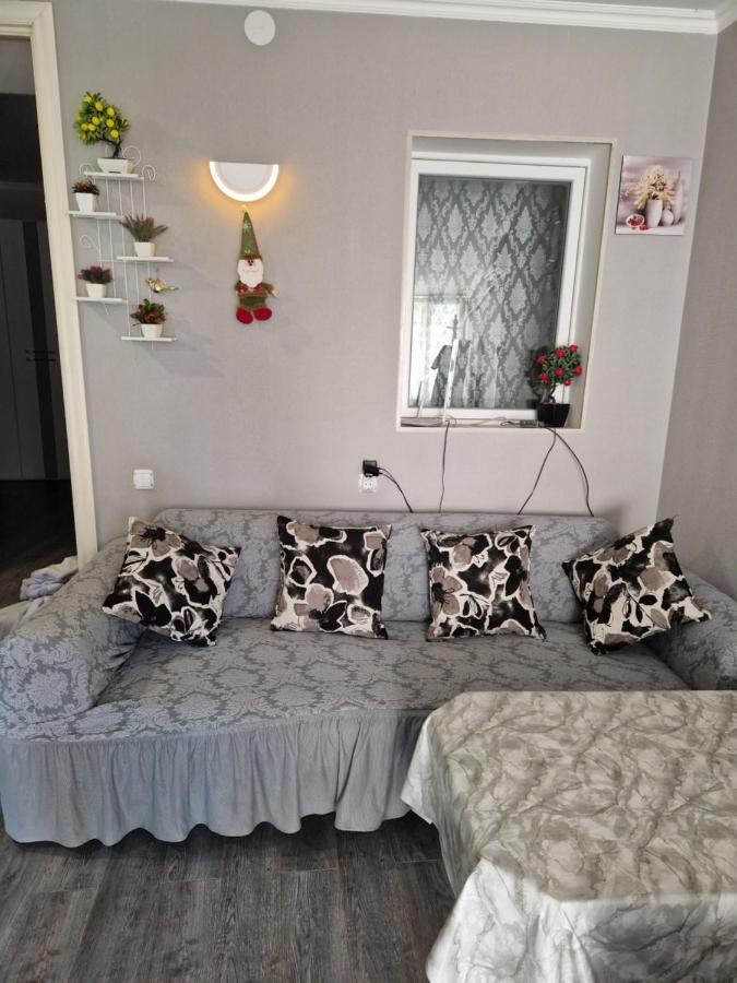 Larisa Apartment Tbilisi Buitenkant foto